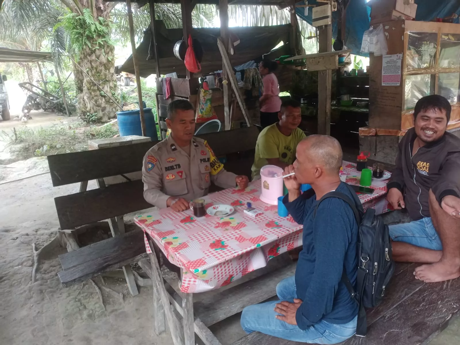 Polsek Logas Tanah Darat Laksanakan Minggu Kasih, Serap Aspirasi Masyarakat Desa Lubuk Kebun