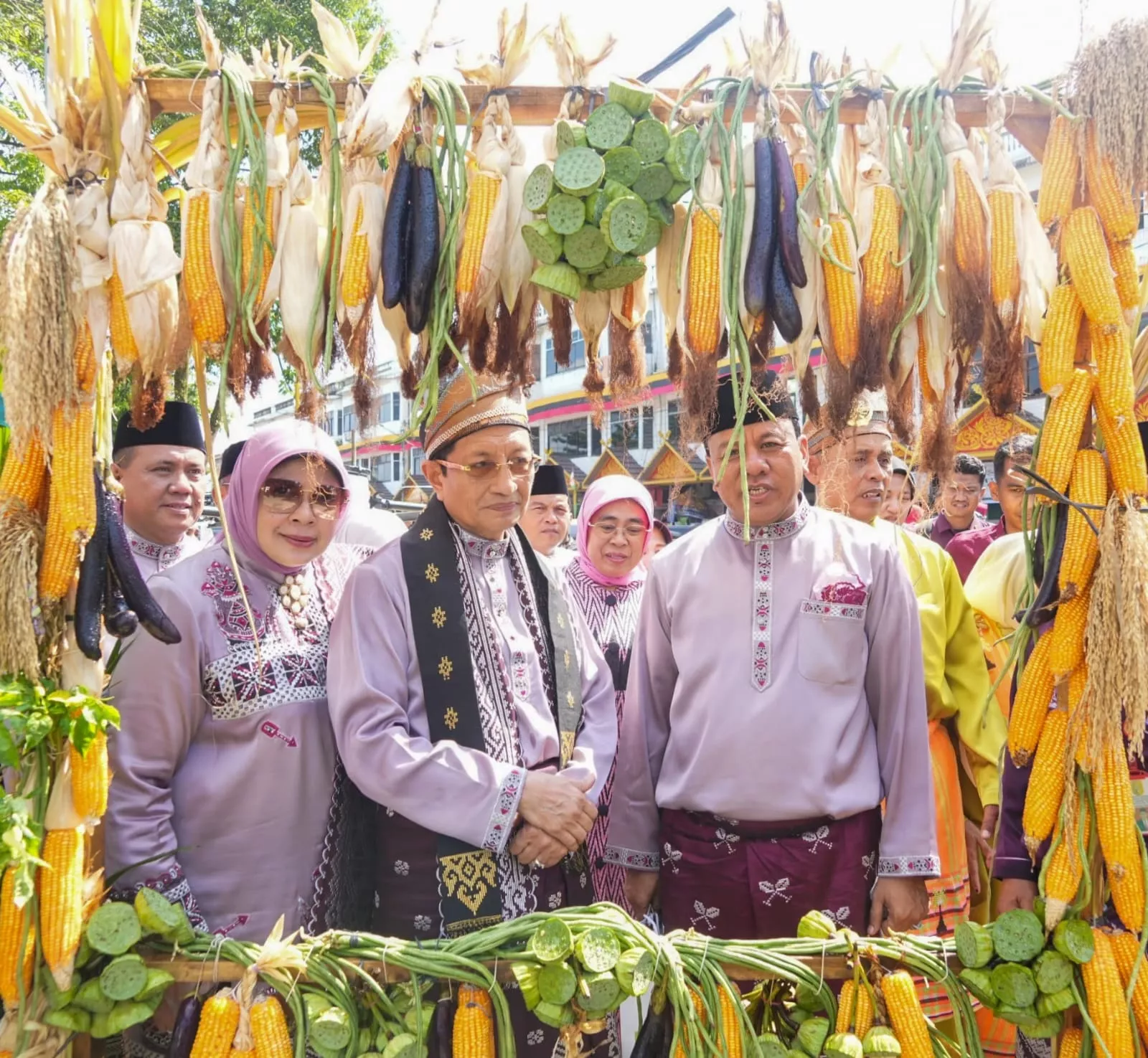 Momen Pelaksanaan Musabaqah Tilawatil Qur’an (MTQ) Tingkat Provinsi Riau ke-44 di Kabupaten Kuansing) Menjadi Panggung Kebanggaan Bagi Daerah Berjuluk Kota Pacu Jalur.