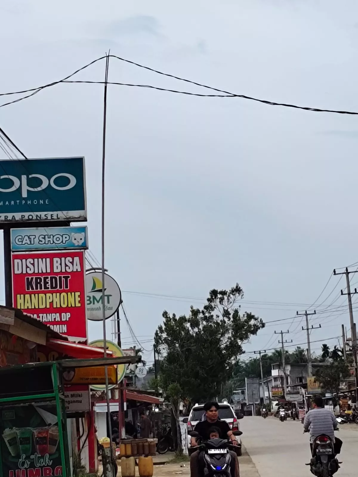 Potensi Bahaya Di Bawah Jaringan Listrik Negara