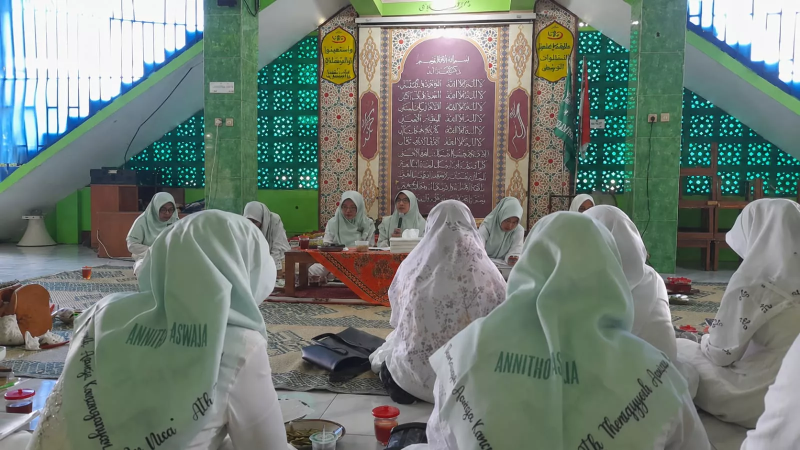 Kajian Rutin Annitho Karanganyar Untuk Teguhkan Spiritualitas Muslimah
