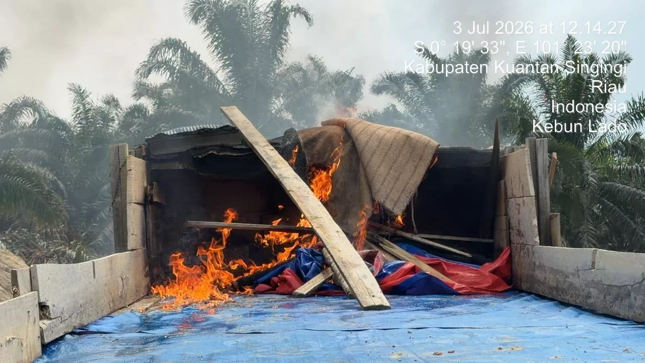 Polsek Singingi Tertibkan Aktivitas PETI di Desa Kebun Lado, Satu Unit Rakit Dimusnahkan