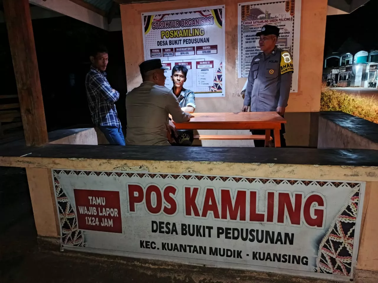 Polsek Jajaran Polres Kuansing Intensifkan Pengecekan Pos Kamling, Sinergi dengan Masyarakat Jaga Kamtibmas Tetap Aman dan Kondusif