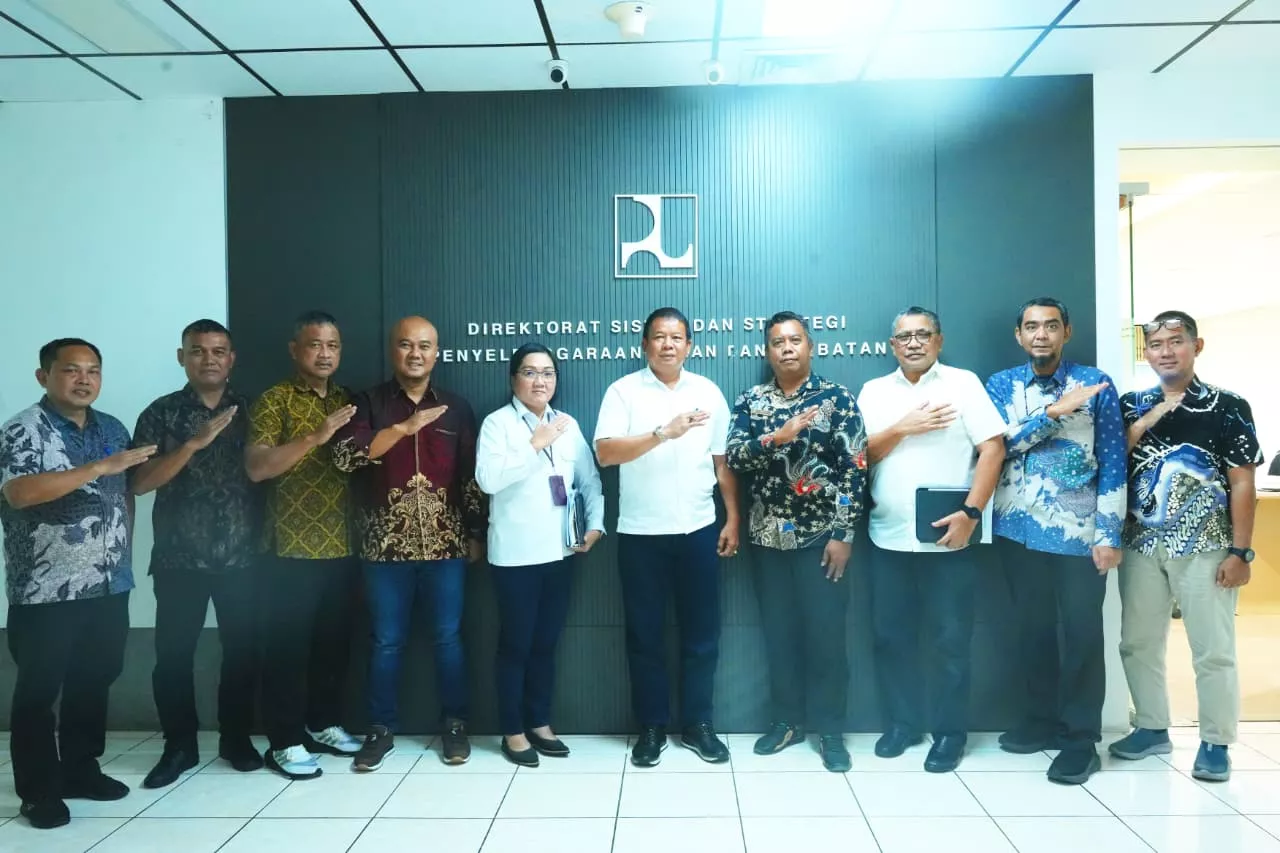     Kementerian PU Terima Usulan Strategis Pemkab Inhu untuk Pelebaran Jalan Nasional di Kawasan PKW Rengat