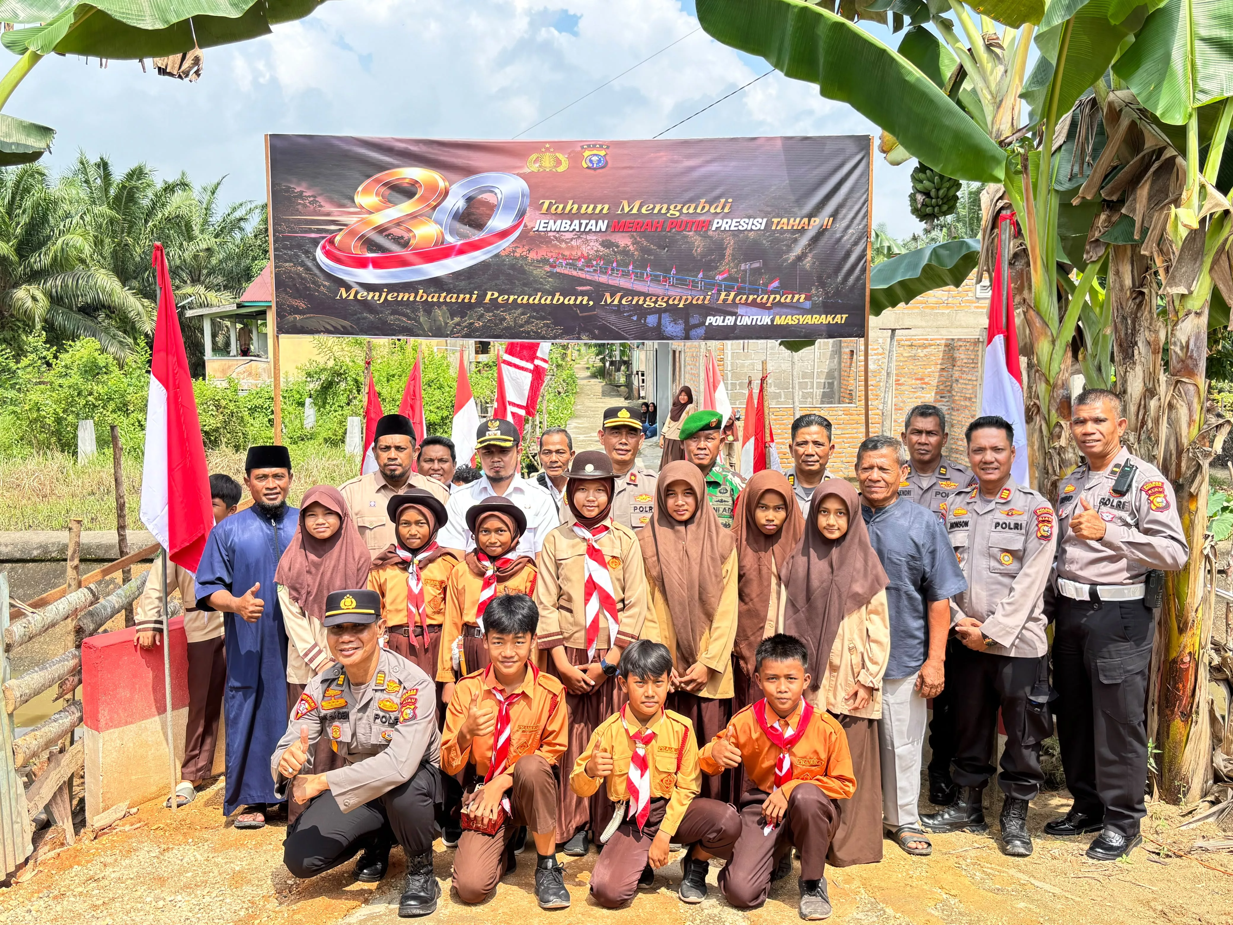 Kapolri Resmikan Tujuh Jembatan Merah Putih Presisi di Inhu Secara Virtual