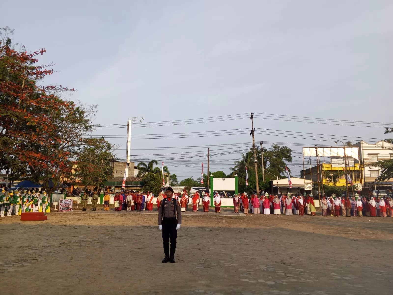  Penurunan Bendera HUT RI ke-81 di Kecamatan Seberida Berlangsung Khidmat