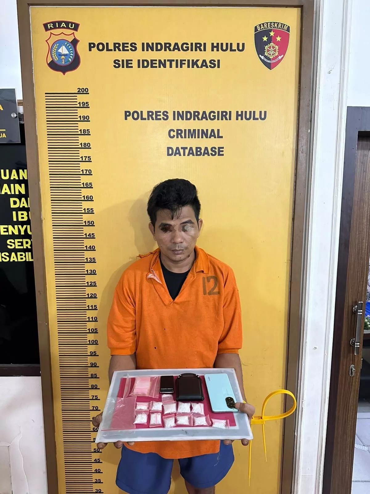 Penggerebekan Dipimpin Kasat Res Narkoba, Warga Lirik Diamankan Bawa Sabu