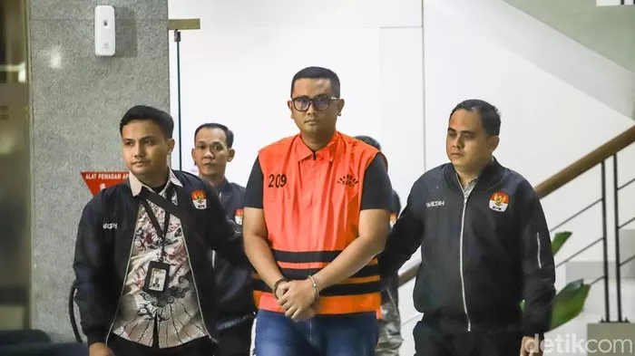 KPK Duga Bupati Klaten Gunakan Uang Korupsi untuk Bayar Utang Pilkada