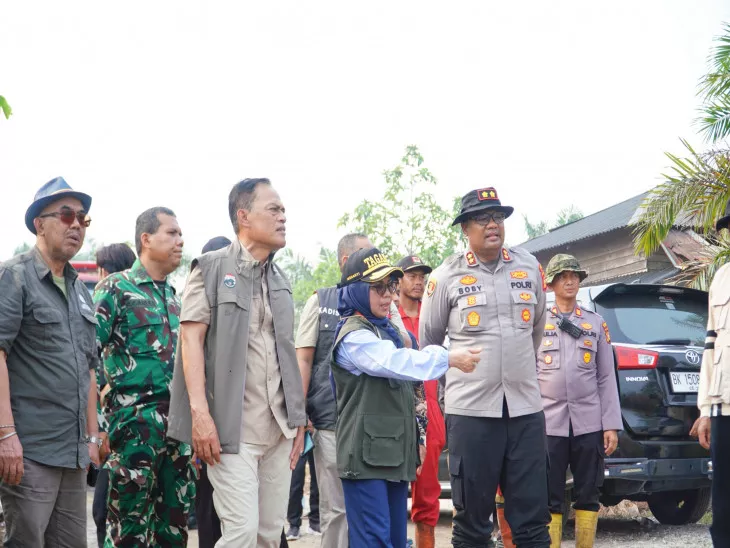 Wabup Kampar Sambut Staf Khusus Menteri Kehutanan, Bahas Penanganan dan Penegakan Hukum Karhutla