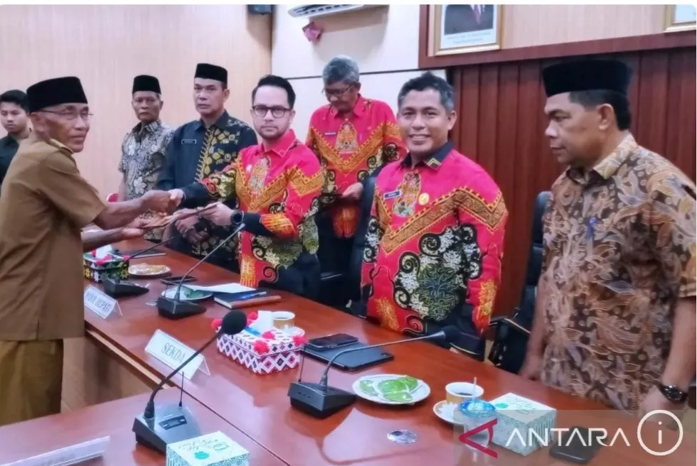 Aceh Barat aktifkan dua kades setelah kembalikan dana desa Rp659 juta