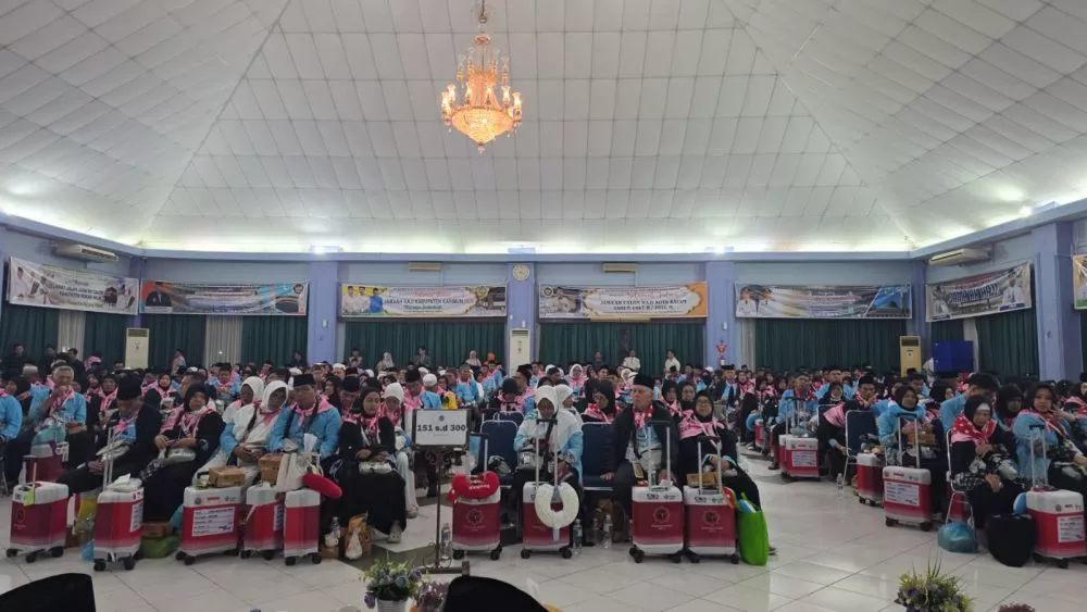 JCH Gelombang Kedua Asal Riau Diberangkatkan, Ini Harapan Plt Gubri