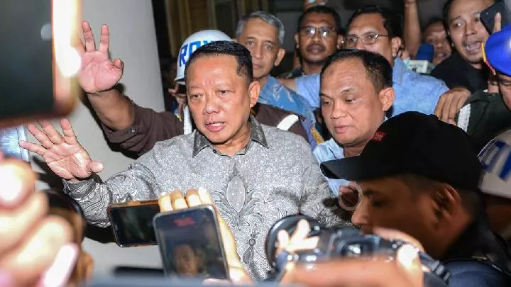 Praperadilan Pengalihan Kasus Febrie Adriansyah Dicabut