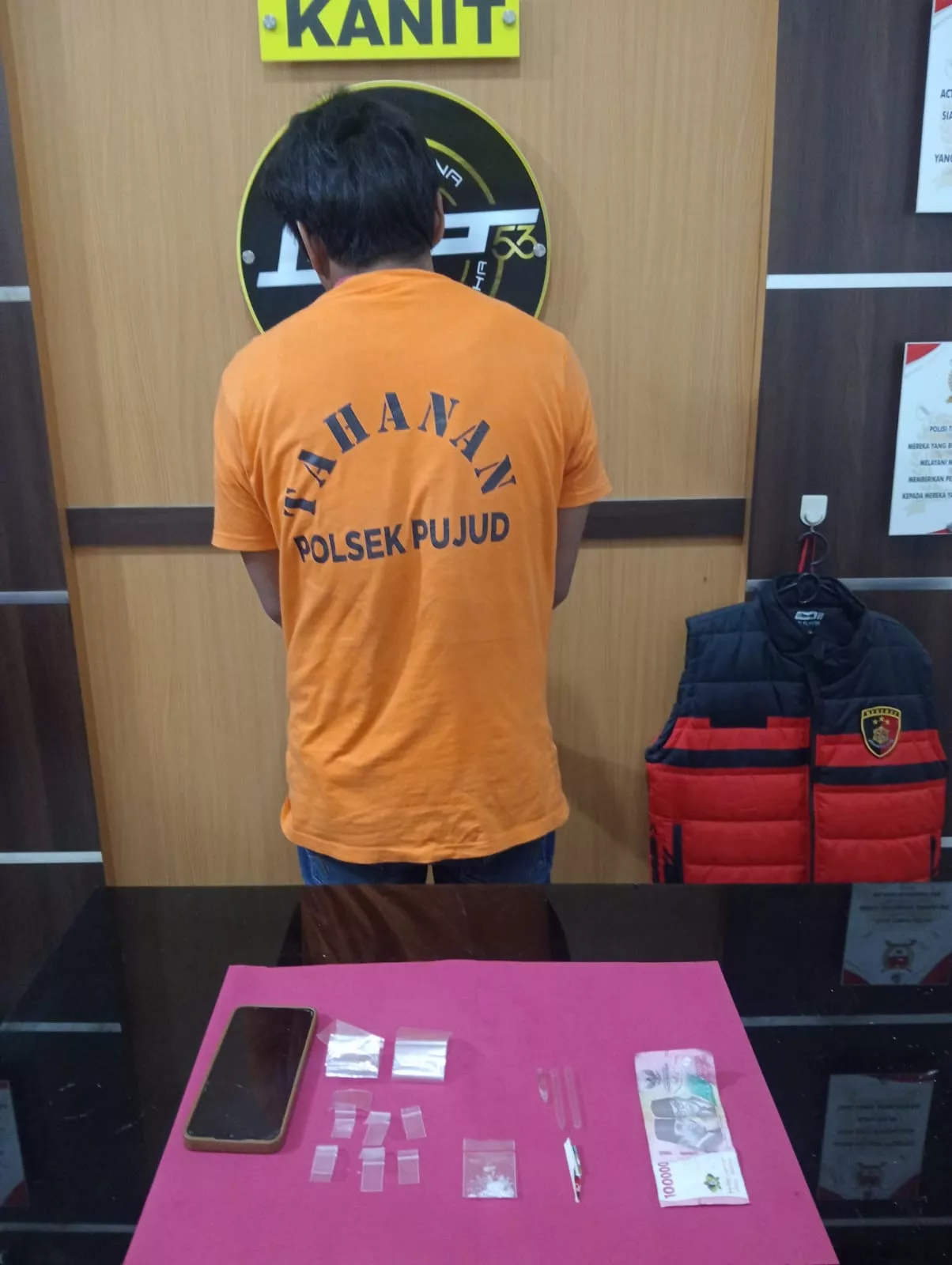 Polsek Pujud Tangkap Terduga Pengedar Sabu, Amankan 11 Paket Narkotika di Tanjung Medan. 