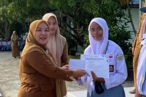 Pelajar Siak Raih Medali Emas di Ajang Olimpiade Sains Tingkat Nasional 2026