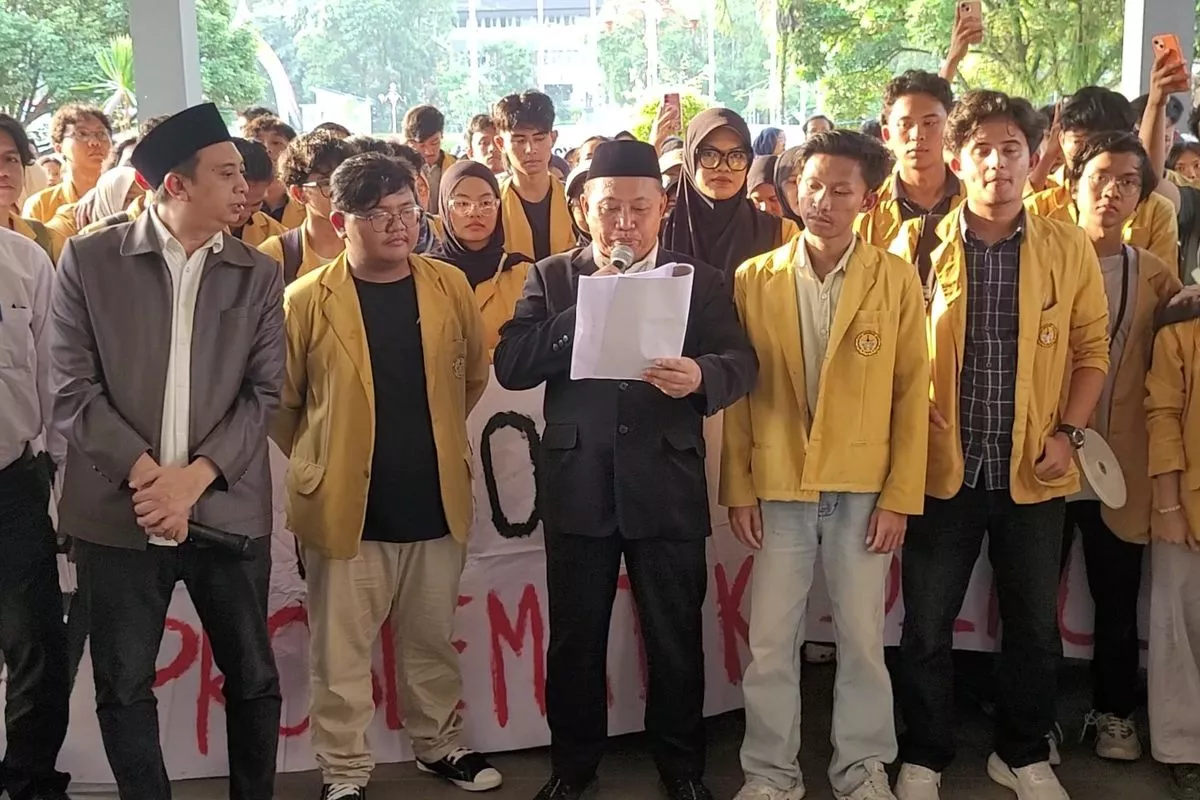 Pernyataan Sikap Rektor dan Mahasiswa Unsoed: Tolak MBG dan Koperasi Merah Putih. 