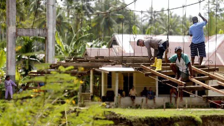 Pemerintah akan Bangun 2.500 Jembatan Gantung hingga Agustus