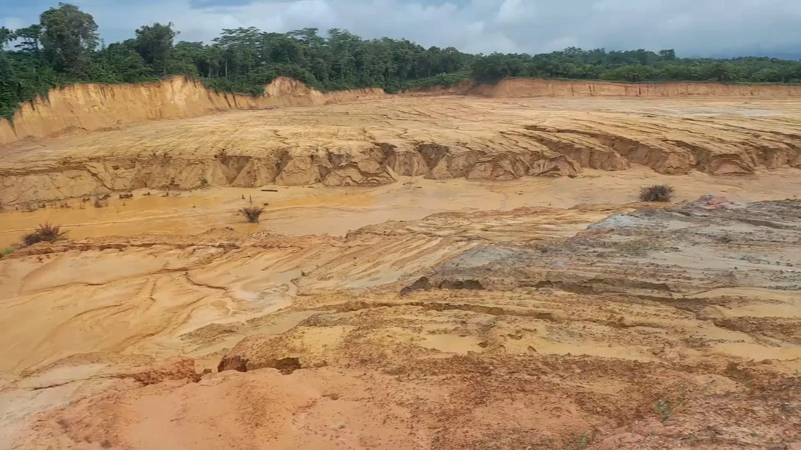 PERMAHI Kendari Soroti Dugaan Pematangan Lahan Ilegal di Puuwatu, Siap Lapor ke Polda Sultra