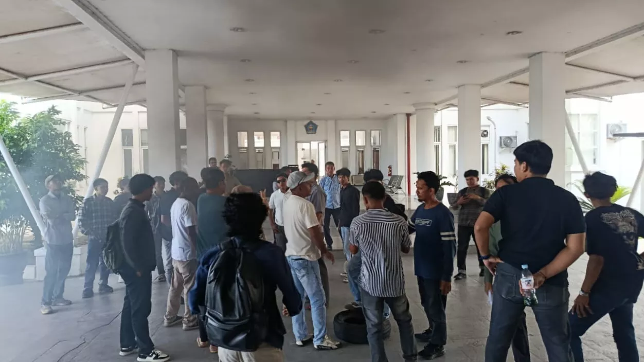 Jangkar Sultra Kembali Demo DPRD dan Dinas PU Kendari, Tagih Janji RDP