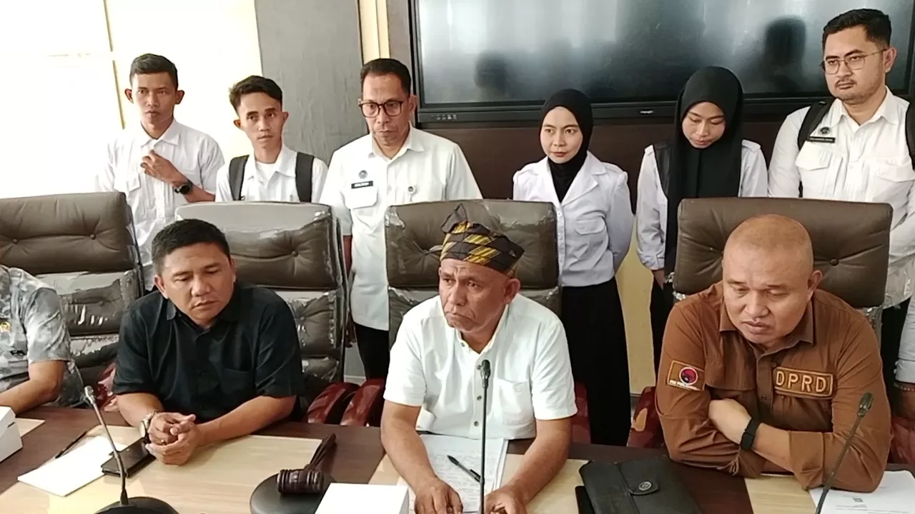 DPRD Desak BGN Audit 41 SPPG di Kendari Usai 57 Santri Keracunan MBG