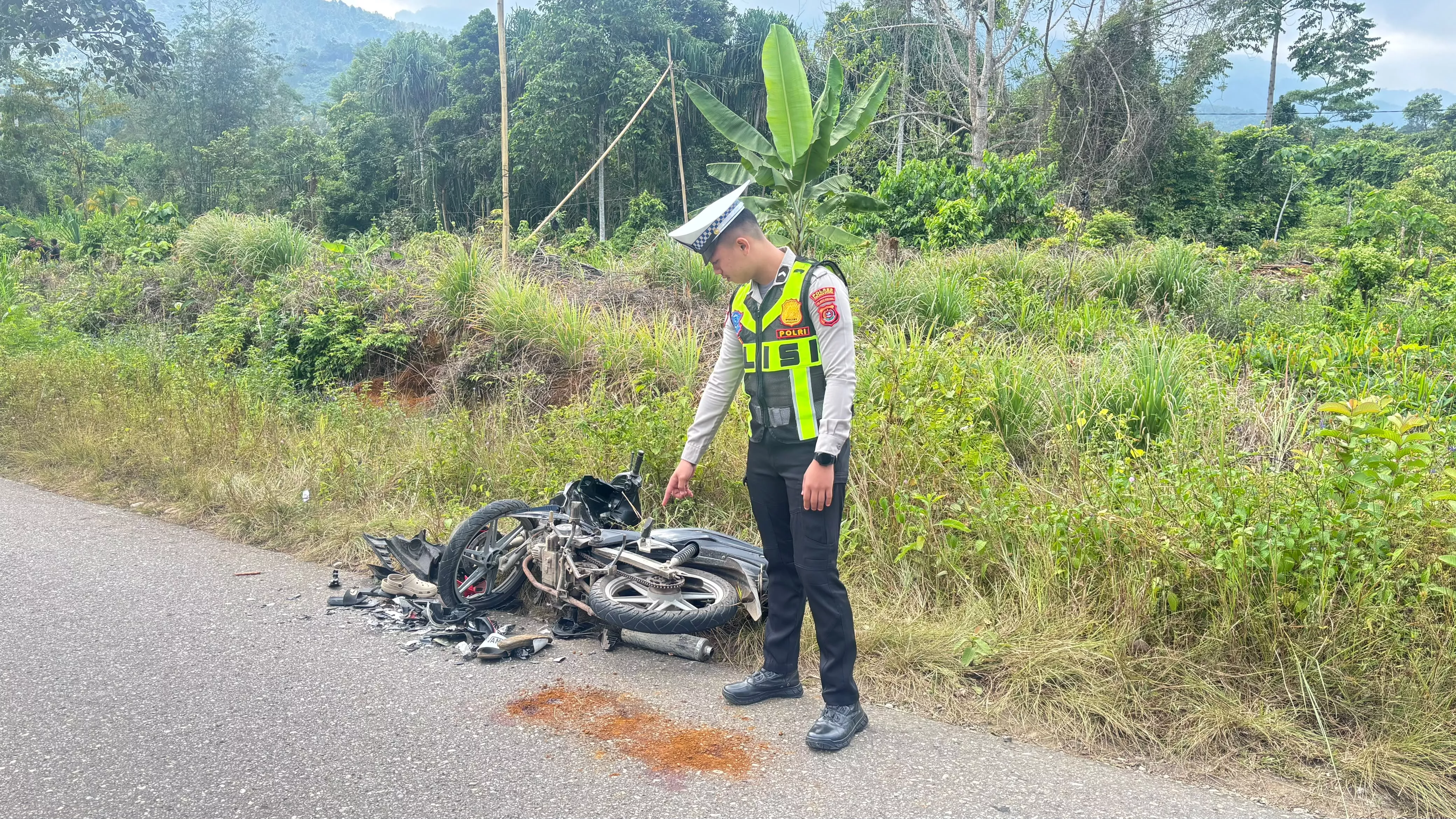 Dua Motor Tabrakan di Totallang, Satu Pengendara Tewas