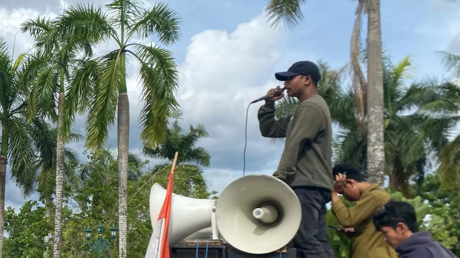 APH Sultra Bersatu Tagih Janji DPRD Kota Kendari Soal Hauling PT ST Nikel Resources
