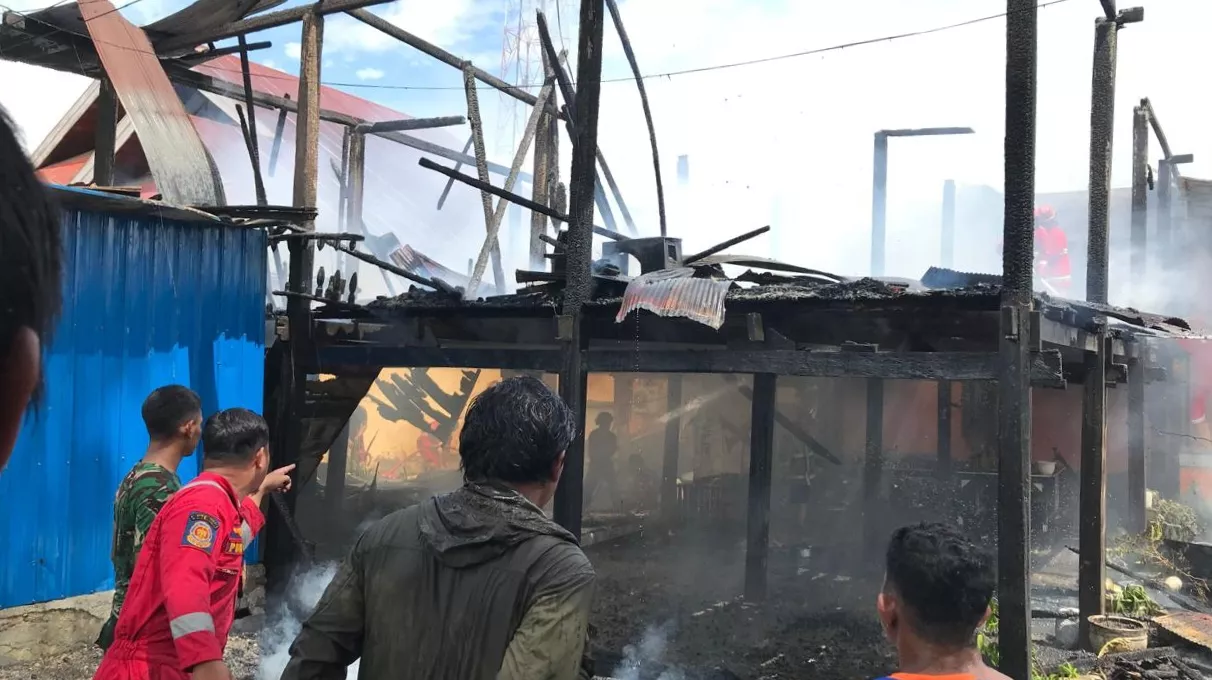 Rumah Warga di Kolaka Ludes Terbakar, Kerugian Ditaksir Rp300 Juta