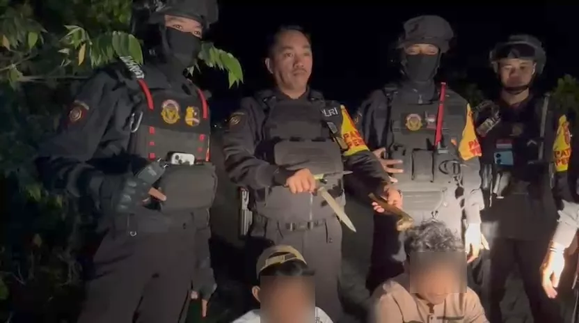 Bawa Pisau dan Badik, Dua Remaja Diciduk Saat Patroli Ramadan di Kawasan Batbat Kendari