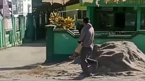 Pria Diduga ODGJ Sandera Balita di Konawe, Ancam Gorok Leher Korban