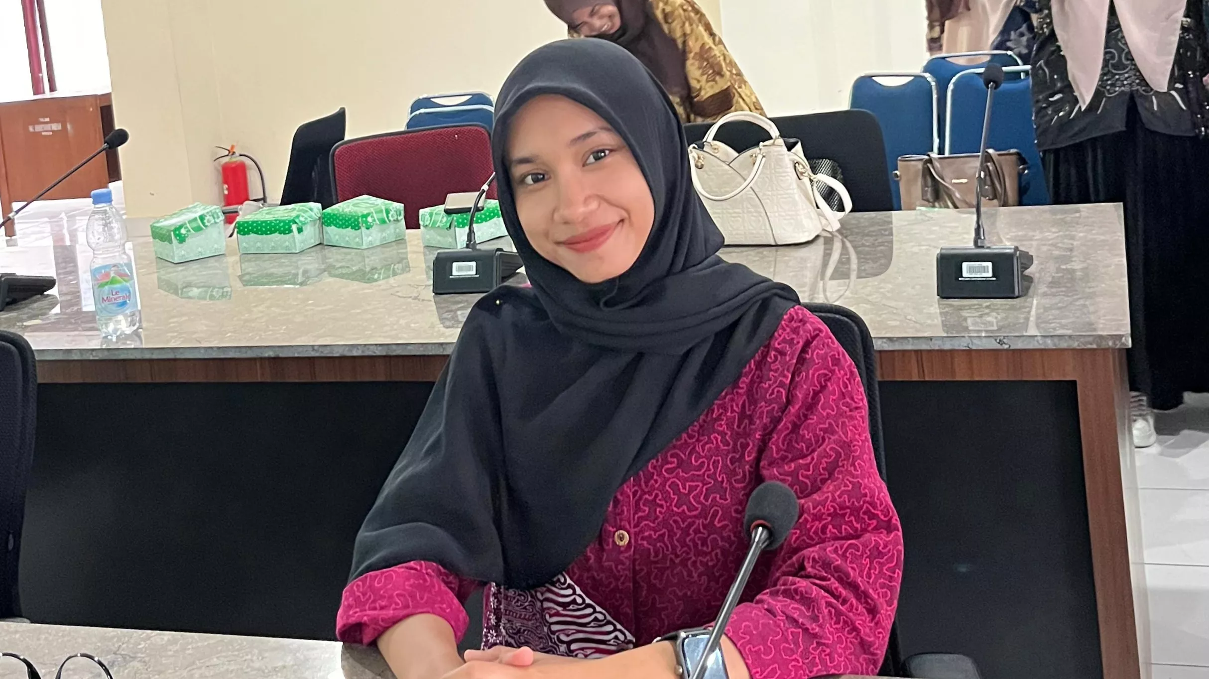 Perempuan dalam Politik: Benaran Berjuang atau Cuma Isi Kuota? 