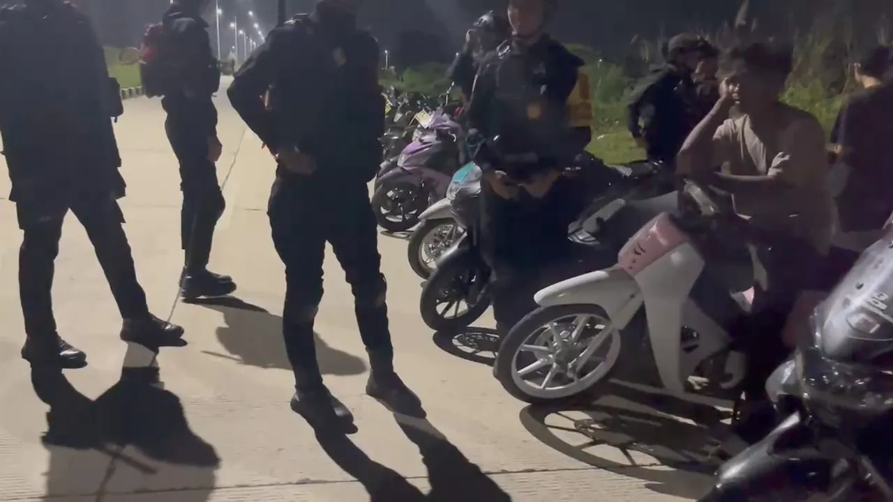 Patroli Dini Hari, Polisi Amankan 8 Motor Terindikasi Balap Liar di Ring Road Kendari