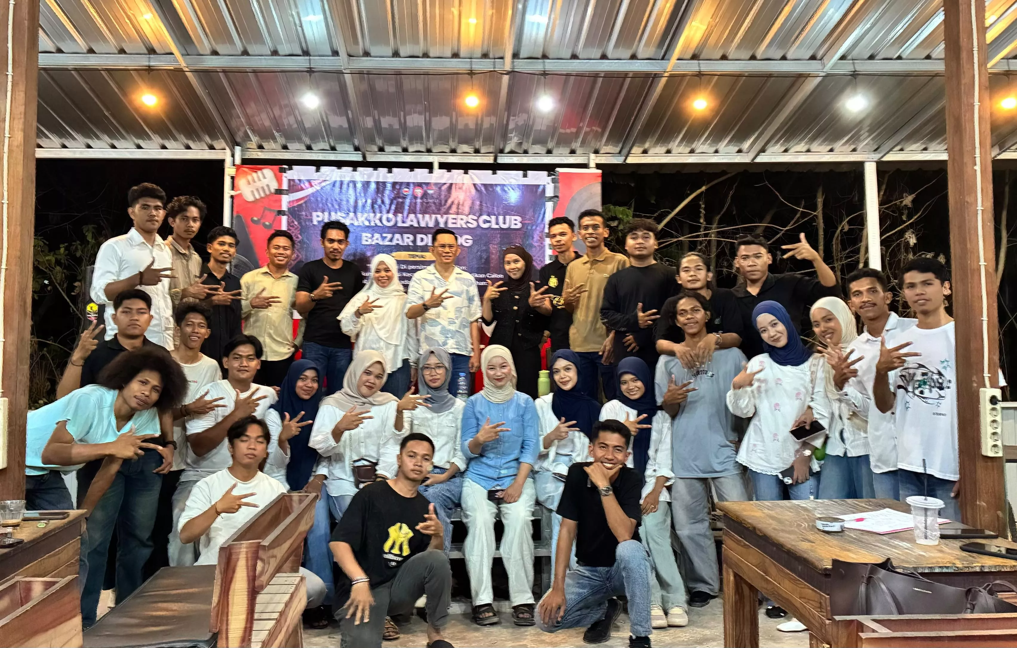 PUSAKKO FH UHO Gelar Dialog Publik, Bahas Implikasi Hukum Syarat Pendidikan Wakil Presiden