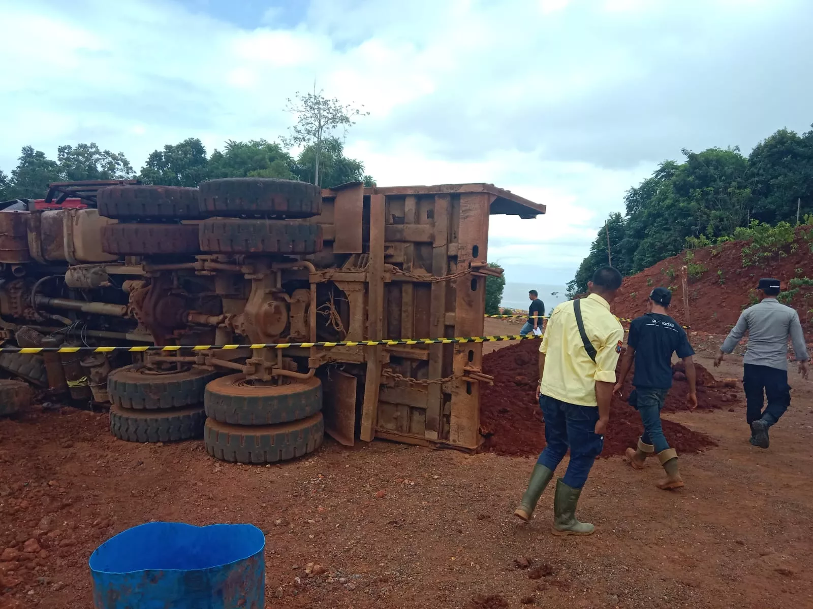 Kecelakaan Kerja di Tambang Bombana, Sopir Dump Truk Tewas Tertimbun Muatan