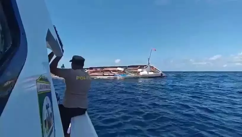 KM Mahkota Menui Tenggelam di Perairan Samarengga Morowali, 22 Penumpang dan 7 ABK Dievakuasi