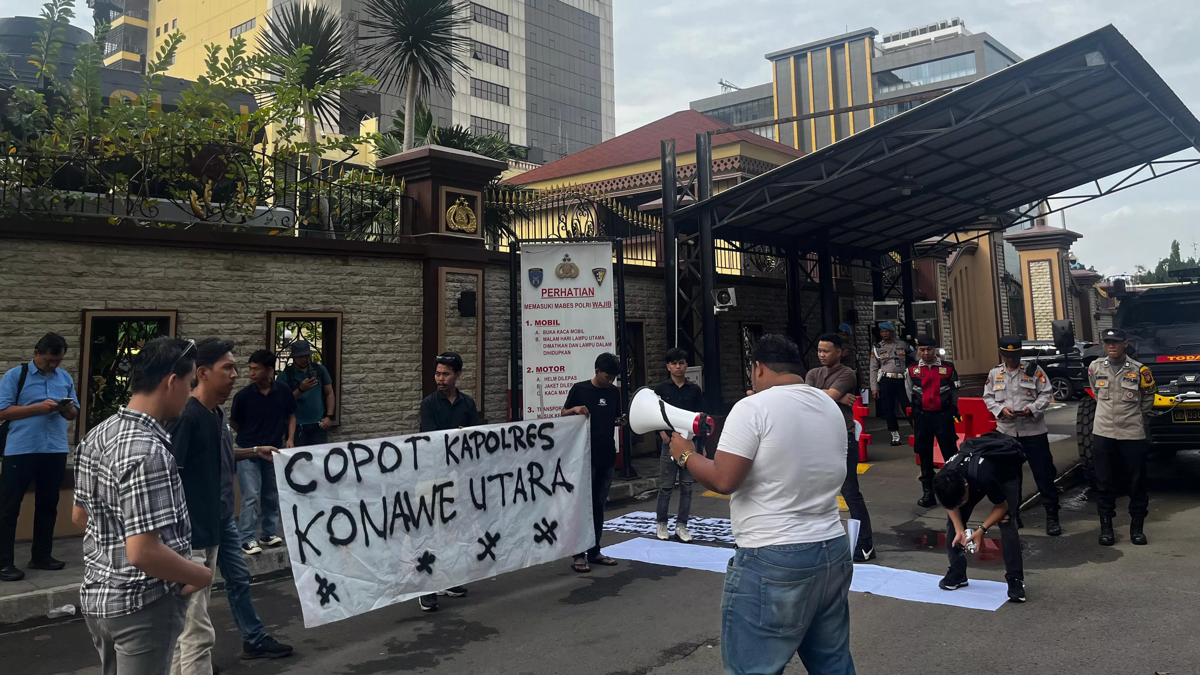 Mahasiswa Sultra Desak Kapolri Copot Kapolres Konawe Utara