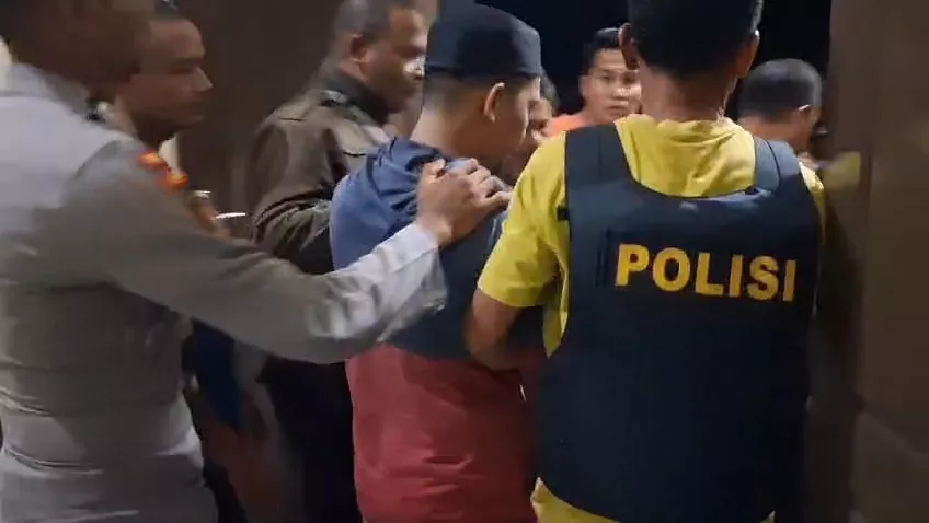 Polisi Tangkap Guru Ngaji di Buton, Diduga Cabuli 9 Santri
