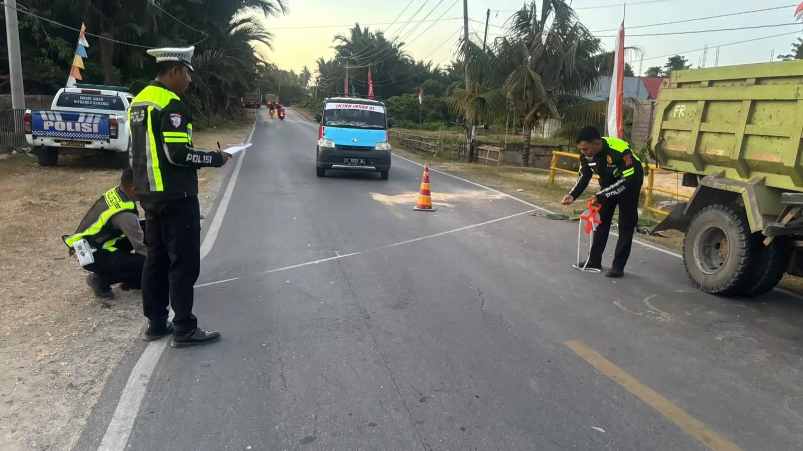 Motor Tabrak Truk Hino di Moramo Konsel, Dua Pemuda Tewas di Tempat