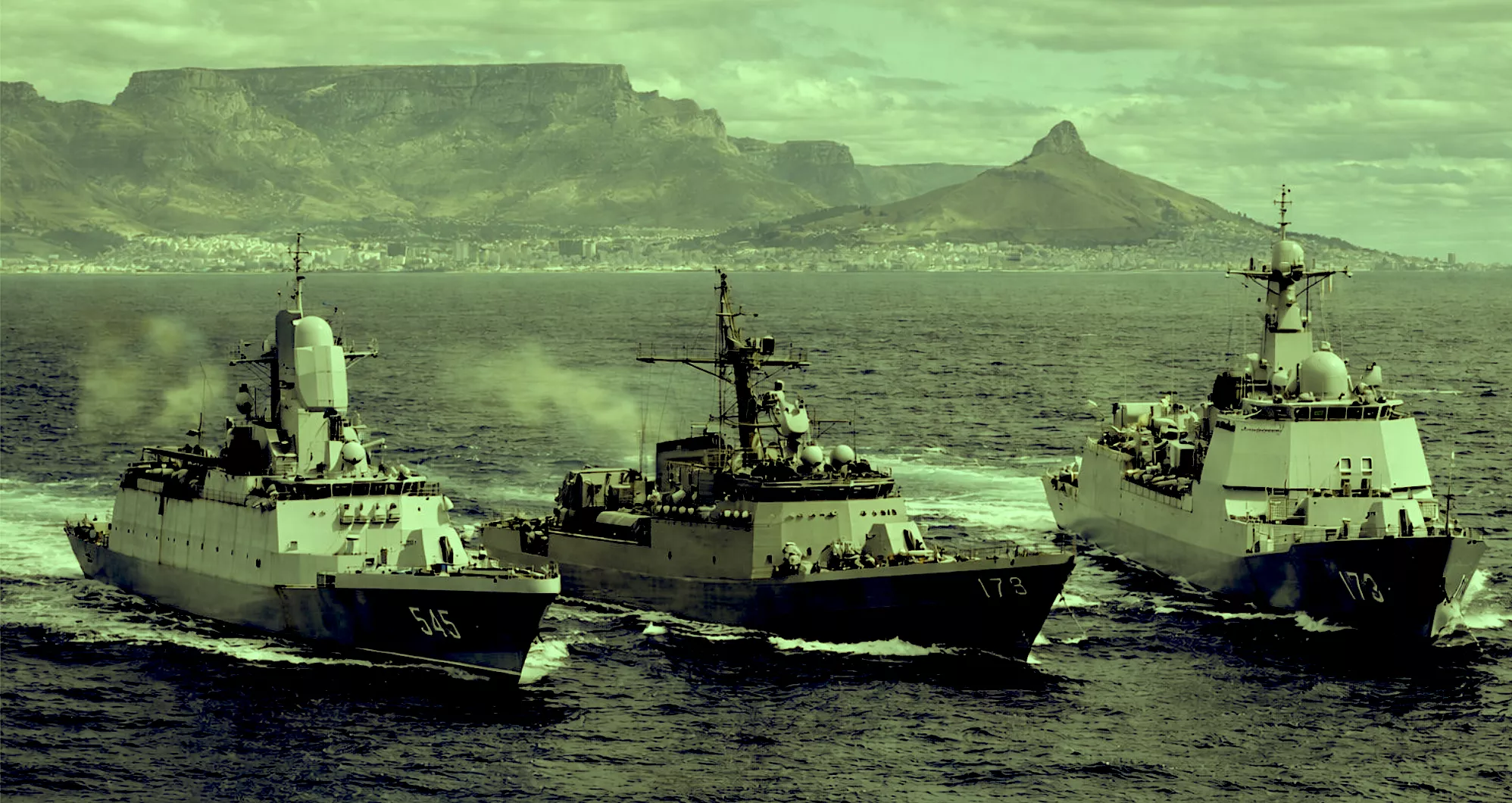 Rusia, Cina dan Iran Kembali Latihan Bersama di Selat Hormuz di Tengah Ketegangan