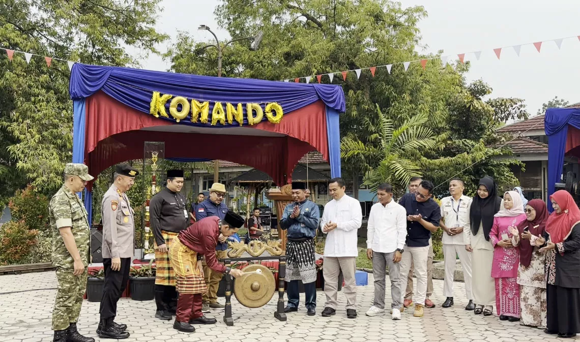 LKBB Komando 2026 SMA Plus Riau Diikuti 55 Pleton, Kadisdik Tekankan Disiplin