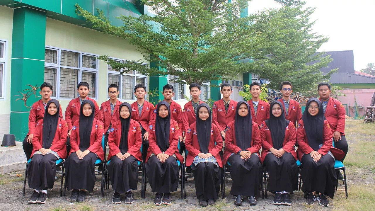 MAN 2 Pekanbaru Sabet 10 Gelar Juara di OMI, Ada Siswa Nilai Sempurna