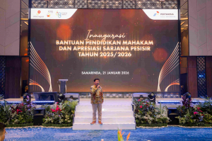 Puluhan Mahasiswa Kaltim Terima Bantuan Pendidikan PHM