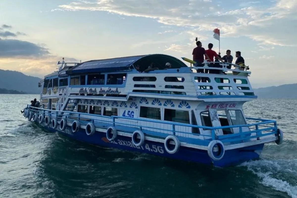 Travel ke Danau Toba dari Medan: Bandingkan Titik Jemput dan Tarif Dulu