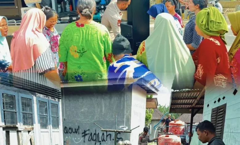 Brimob Sumut Bangun Sumur Bor dan Salurkan Air Bersih untuk Warga Hutabalang