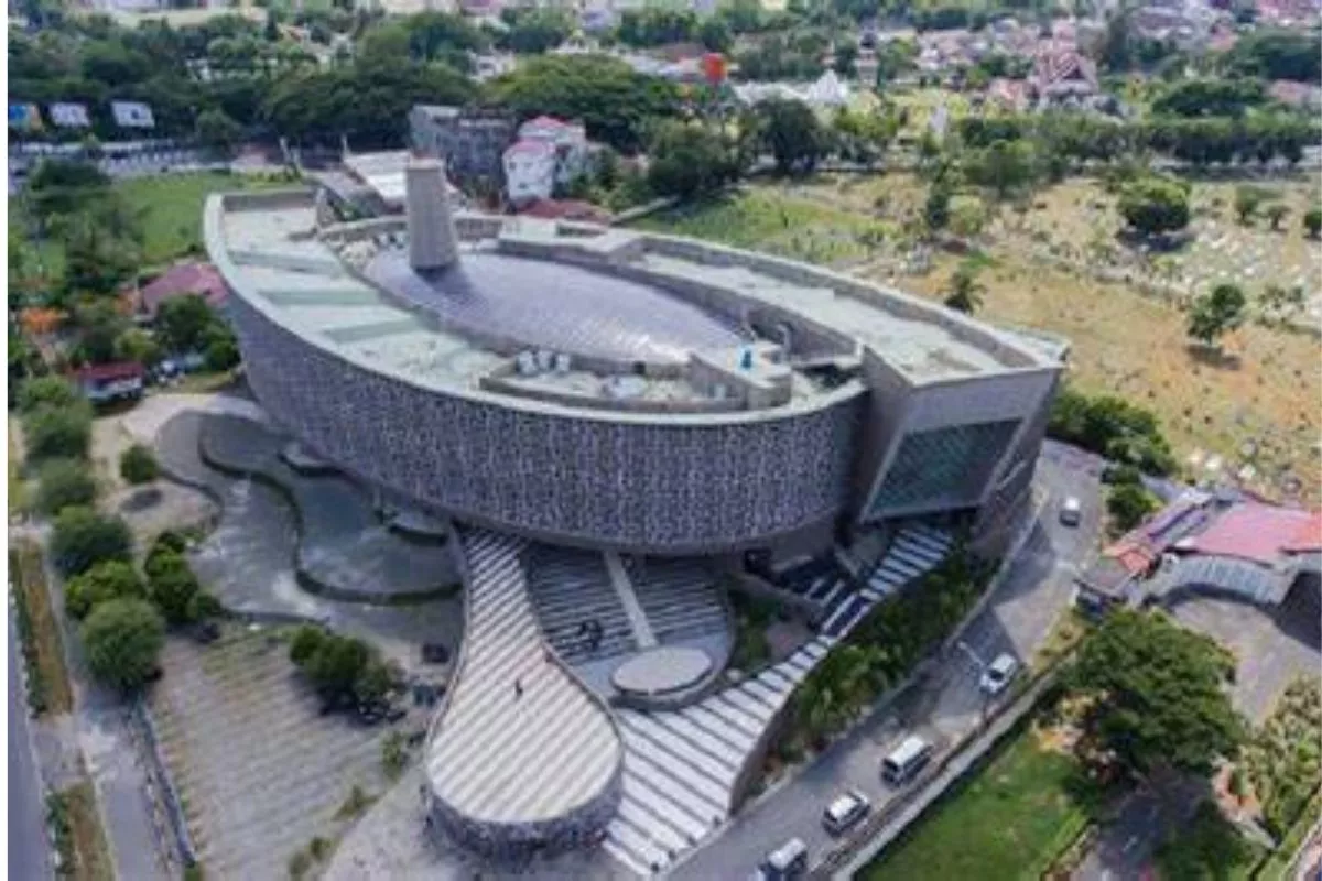 Wisata Edukatif ke Museum Tsunami Aceh: Harga Tiket Masuk dan Panduan