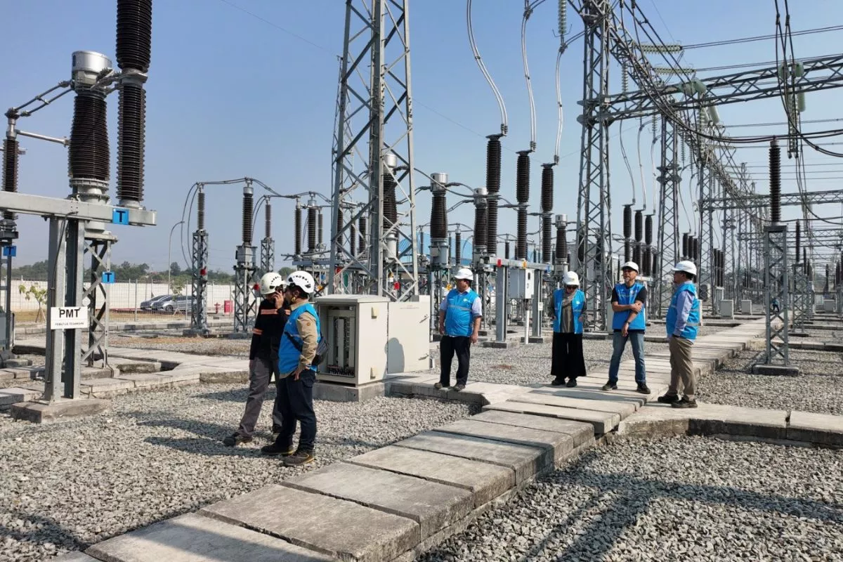 Integrasi Energi Terbarukan PLN Perkuat Daya Saing Industri Jabar 