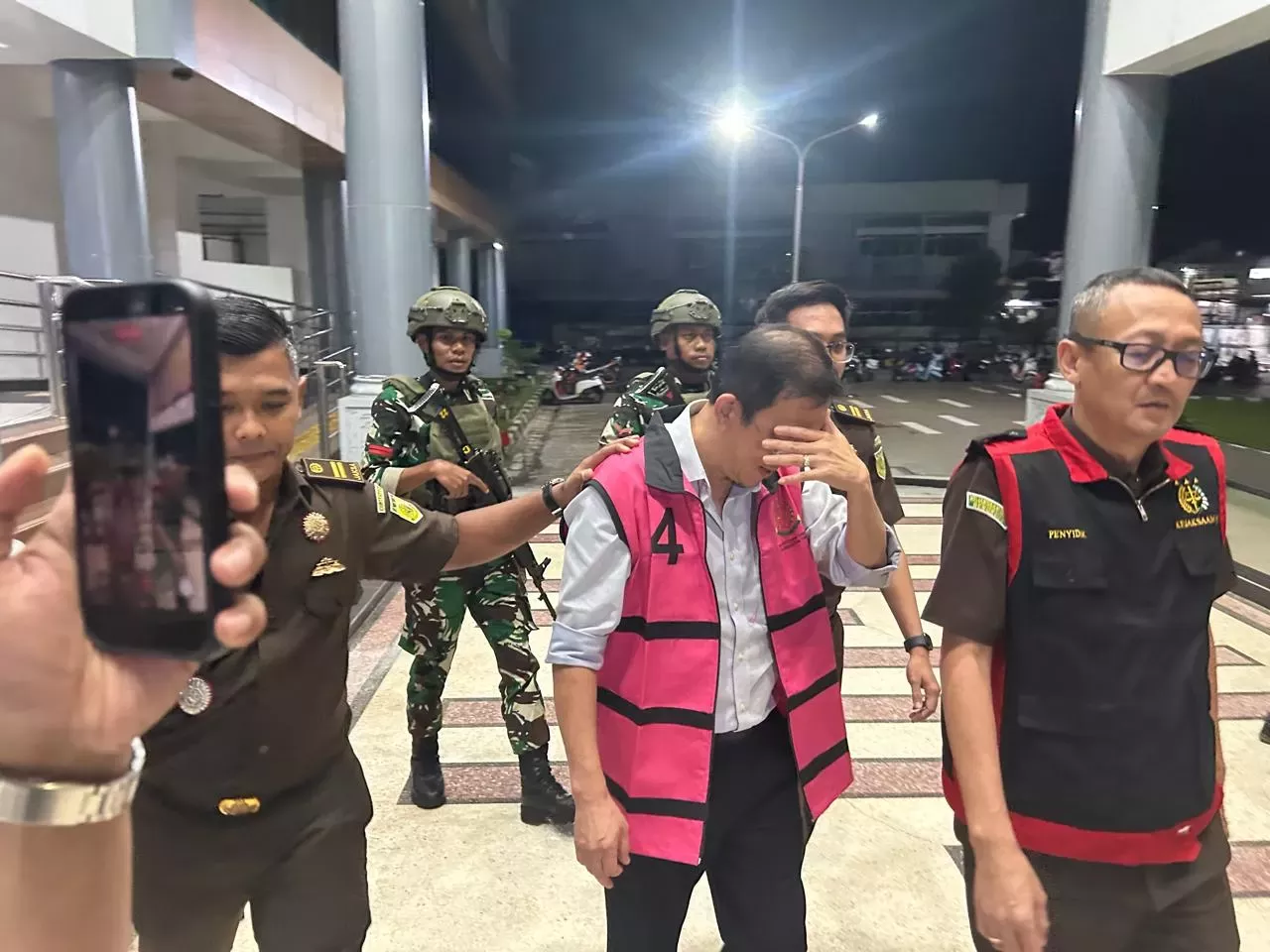 Ratusan Rumah Transmigran Hancur, Bos Tambang Ditahan