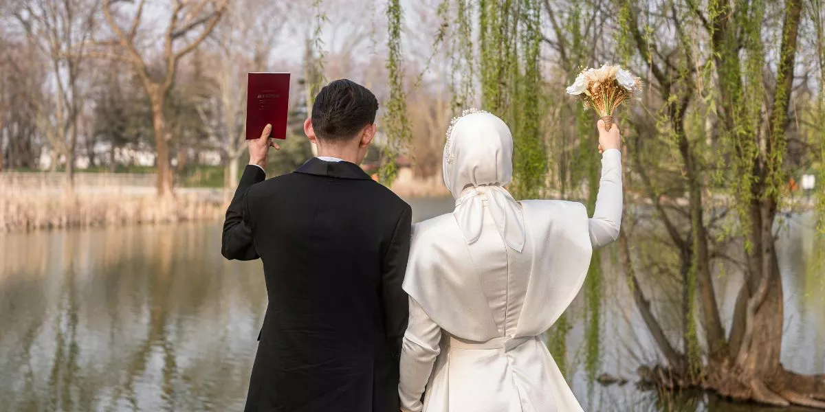 Syarat dan Alur Daftar Nikah di KUA: Offline dan Online