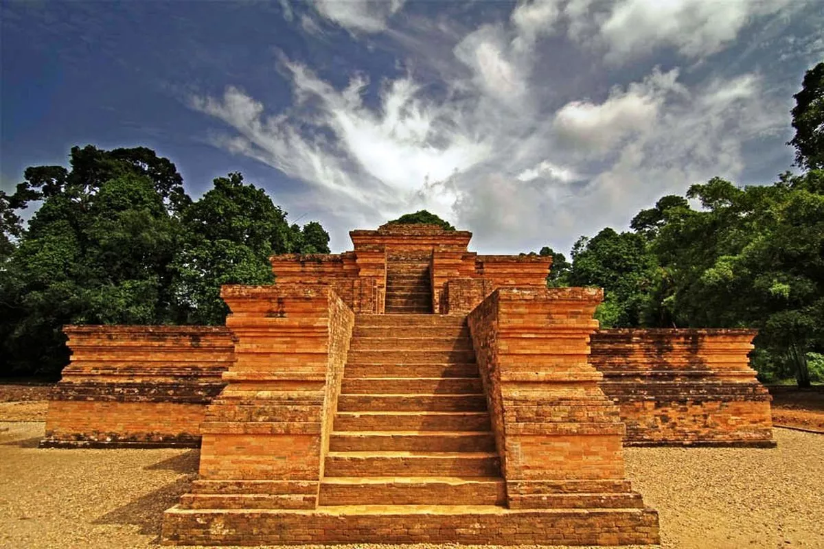 Menjelajahi Pesona Tempat Wisata Candi Muaro Jambi