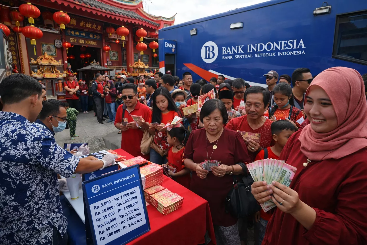BI Sumbar Patok Kuota 200 Orang untuk Penukaran Uang Imlek, Warga Berharap Durasi Ditambah
