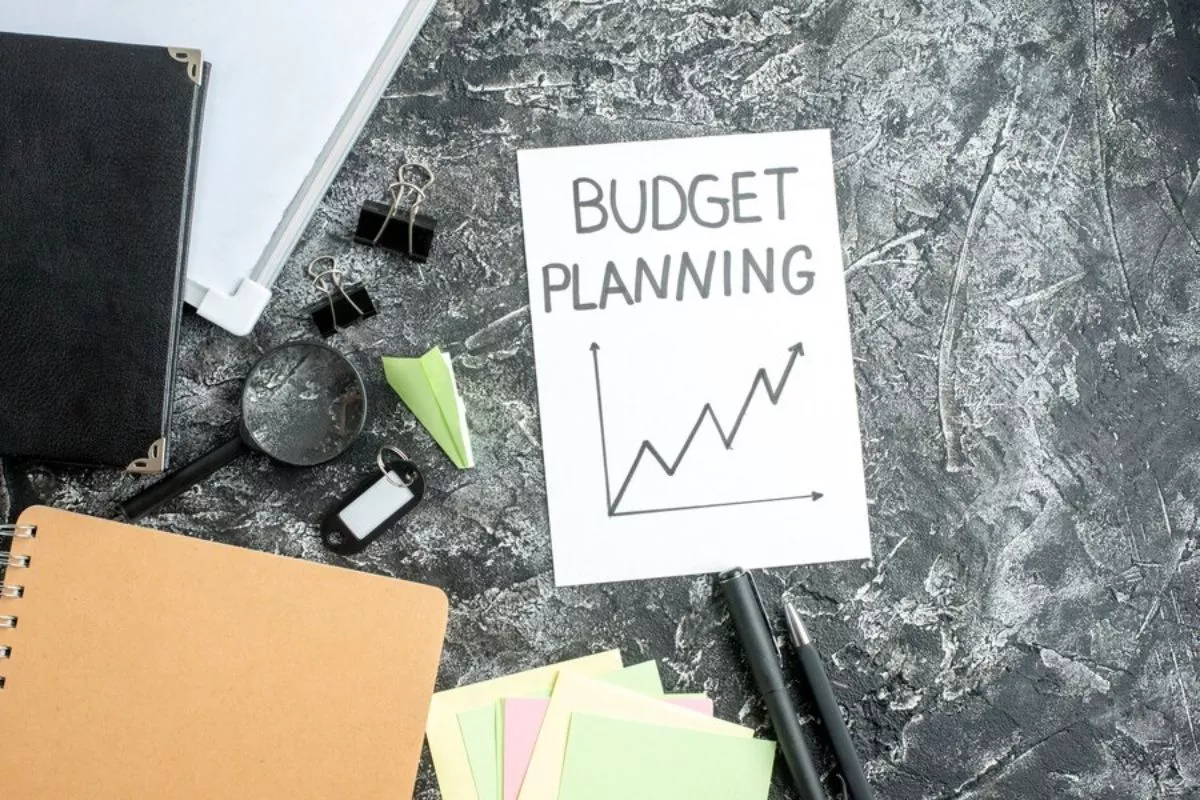 Metode Budgeting 50 30 20 untuk Karyawan, Manfaat, dan Contohnya