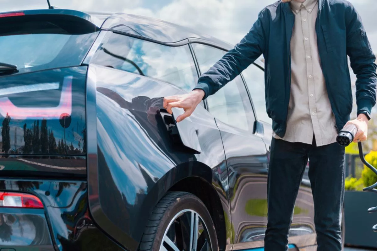Home Charging Jadi Fondasi Penting Adopsi Mobil Listrik