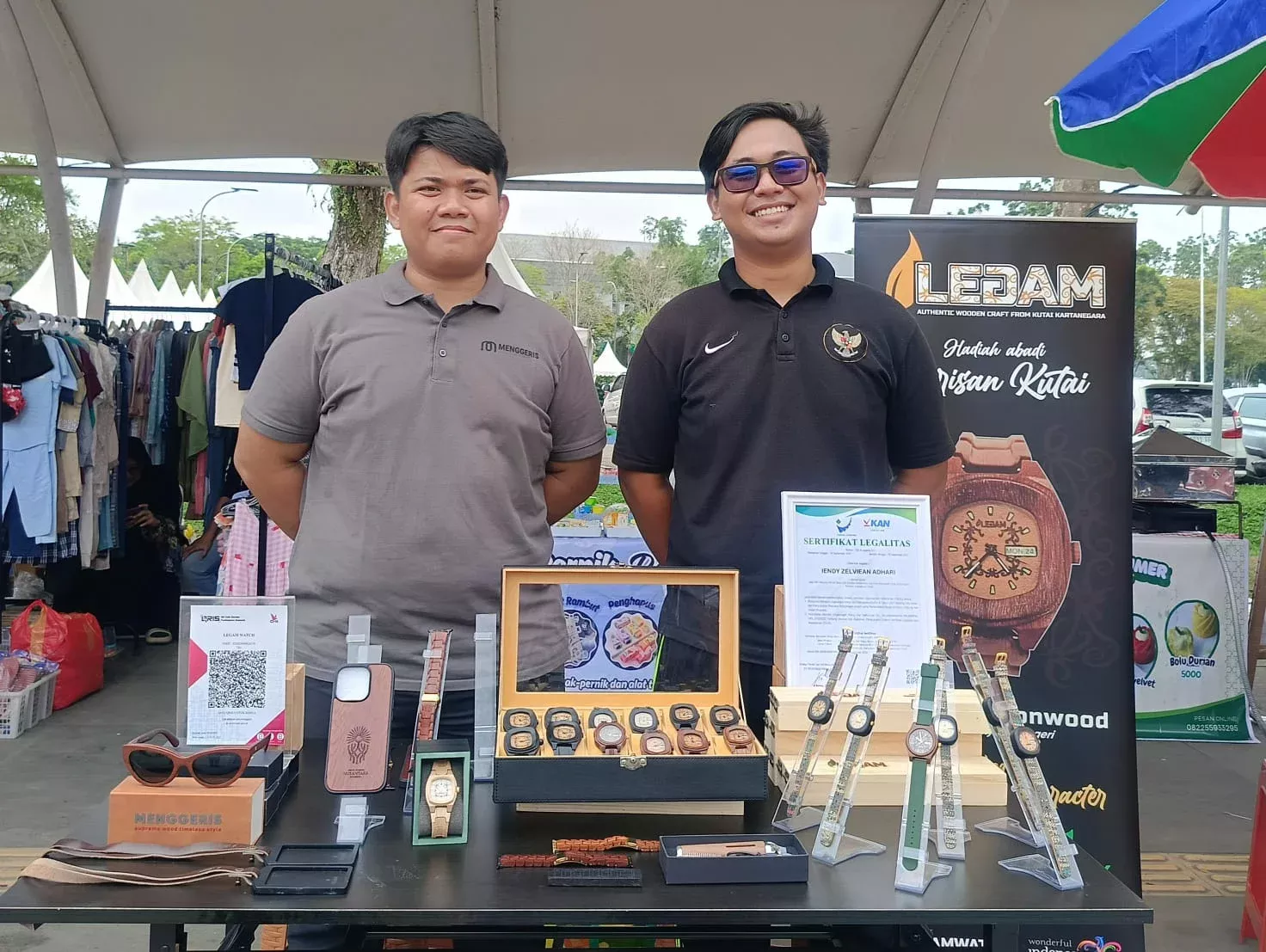 Jejak Iendy Zelviean Perajin Samarinda Mengangkat Aksesoris Kayu Endemik Kalimantan ke Pasar Global